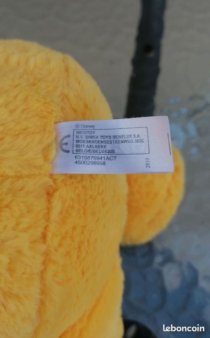 Peluche Disney Winnie. - photo numéro 5