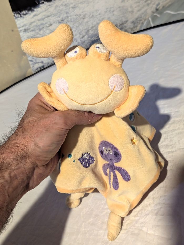 Petit Crâbe Jaune Doudou Pinces Petite Pieuvre Violette Animal Aquatique Peluche Petits Enfants Bébé