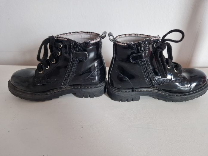 Boots en cuir verni noir - photo numéro 4