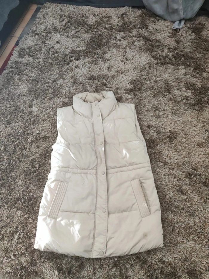 🎀 Promo 11€🎀Jolie veste sans manches 💎 stradivarius 36 💎 - photo numéro 3