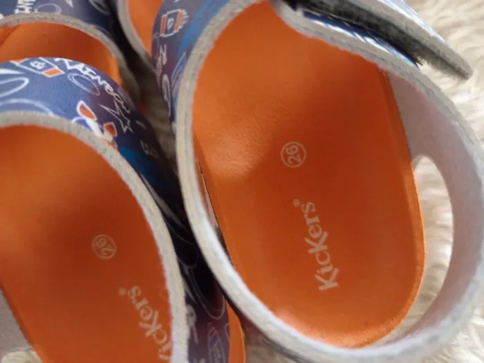 Sandales Kickers neuves 26 - photo numéro 3