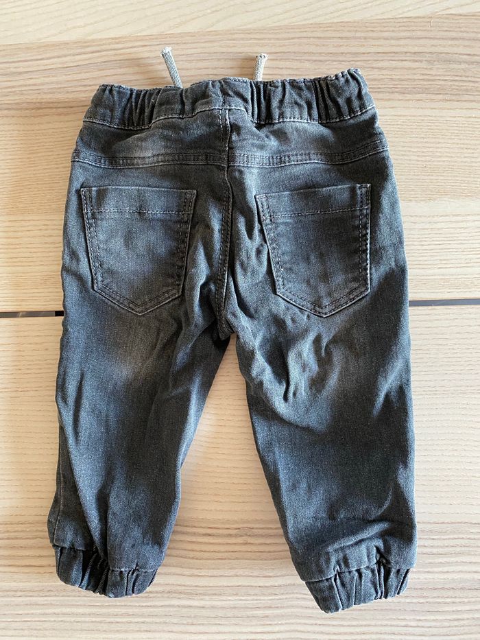 Pantalon bébé 6 mois - photo numéro 2