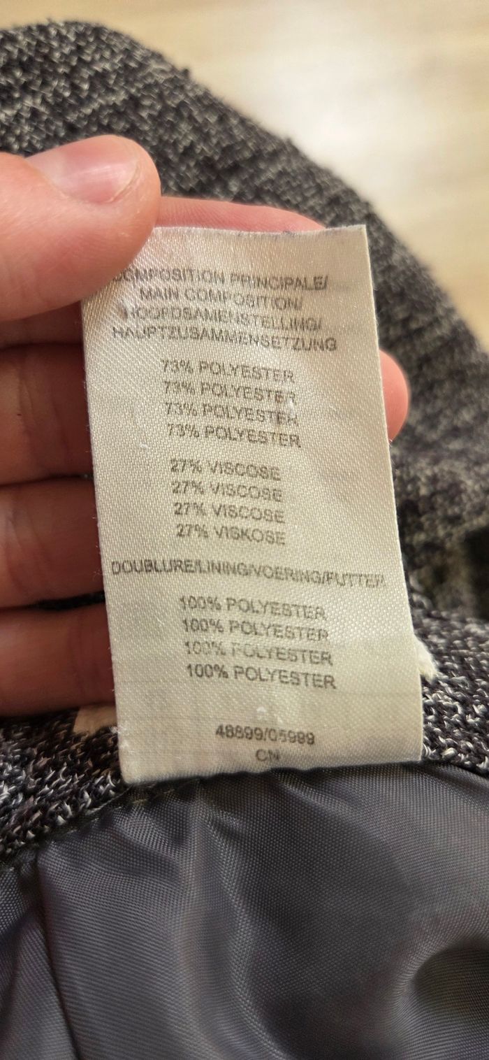 Jupe Damart Grise taille 42 en très bon état - photo numéro 7
