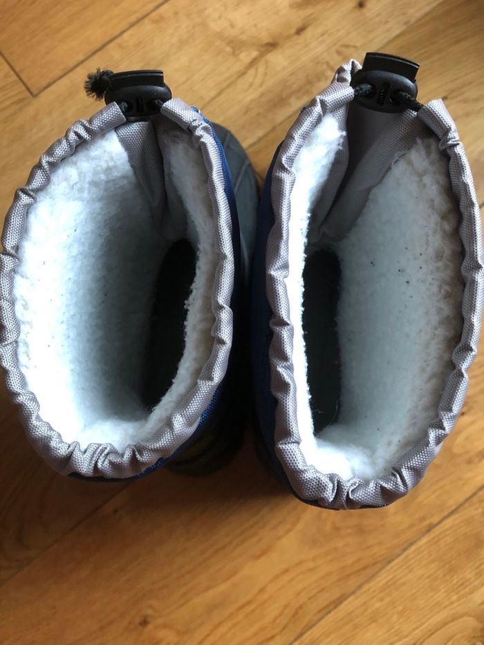 Après -ski enfant T 35-36 en TBE - photo numéro 2