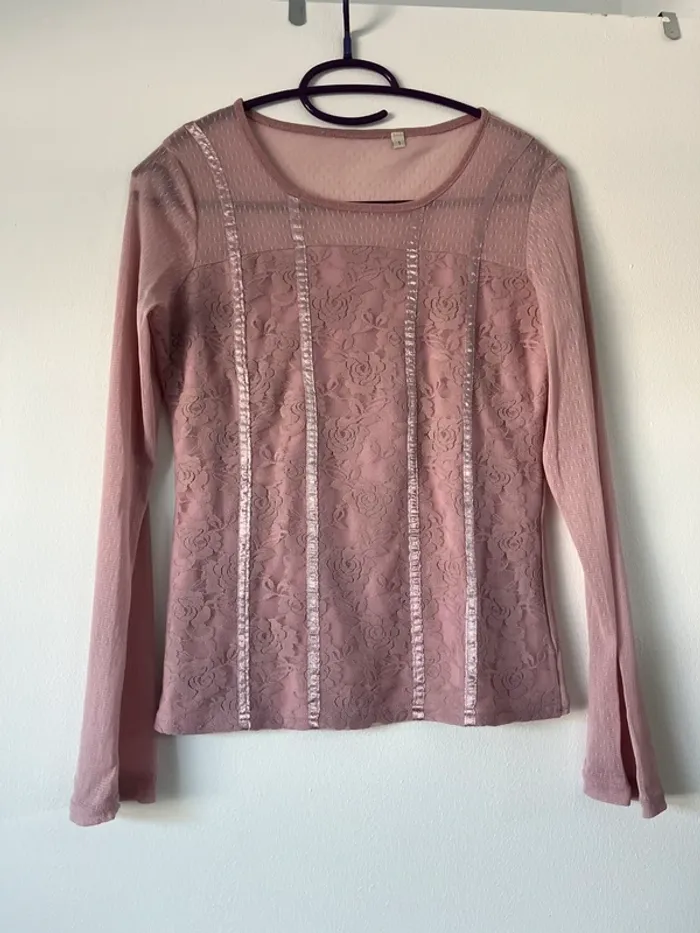Jolie haut femme taille 1