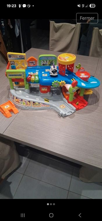 Tut tut bolide mon premier garage