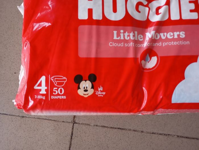 Couche Huguies taille 4 - photo numéro 2