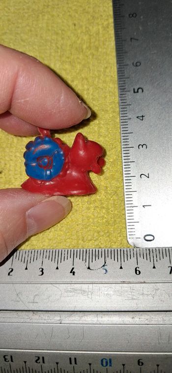 Pokemon figurine