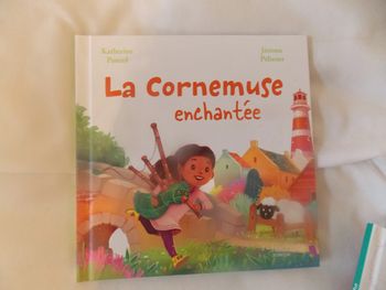 Livre Macdo La Cornemuse enchantée