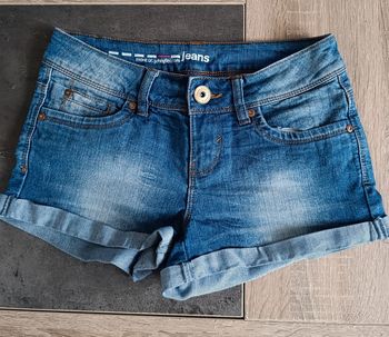 Short en jean taille 32/XXS