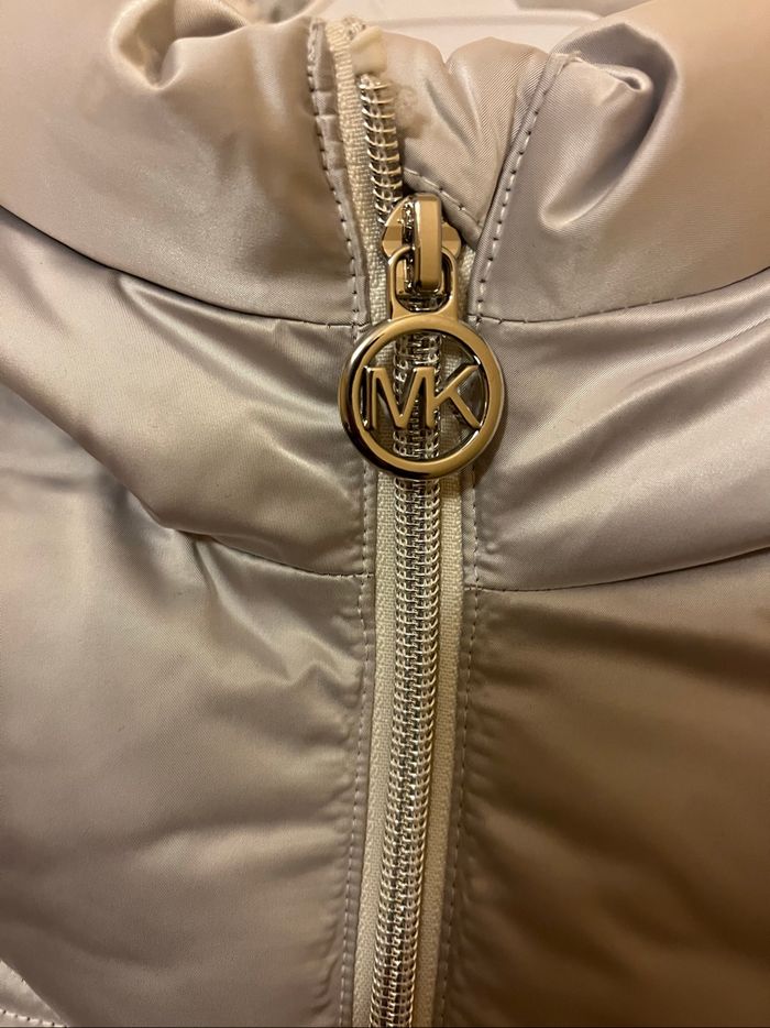 Doudoune Michael Kors taille 3 ans et demi - photo numéro 7