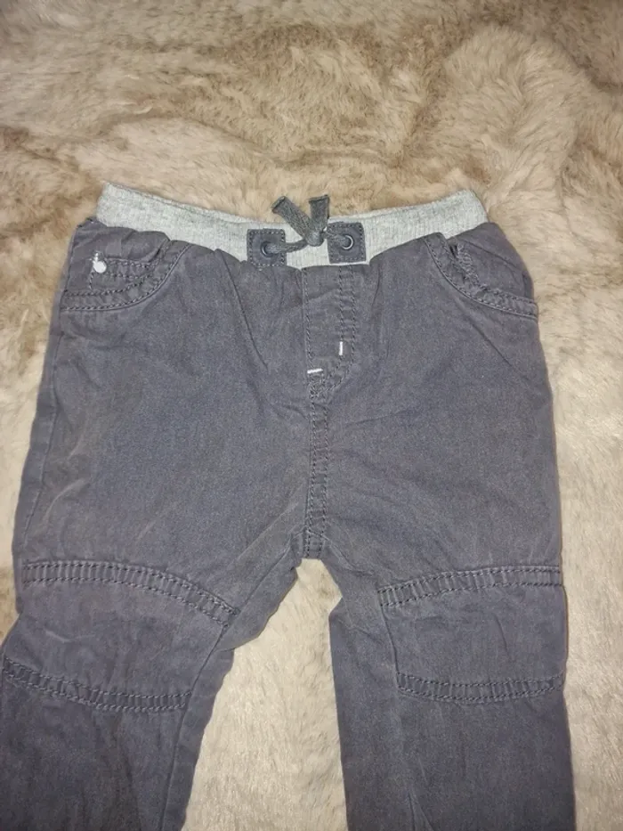 Pantalon gris - photo numéro 2