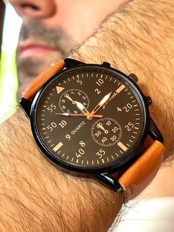 Sublime montre quartz marron neuve