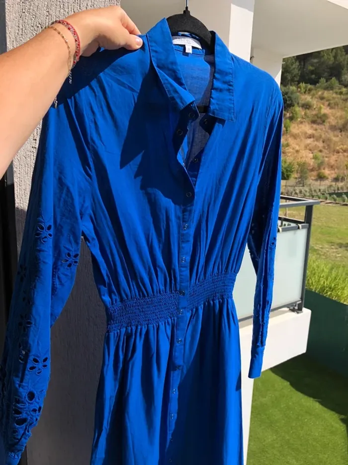 Robe dentelle anglaise bleu électrique Les Petites taille S neuve - photo numéro 2