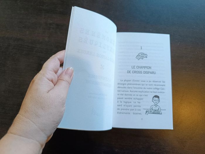 Livre LES PHENOMENES INEXPLIQUES DU COLLEGE GASTON LEROUX - N°1: L'Expérience Extraterrestre - photo numéro 3