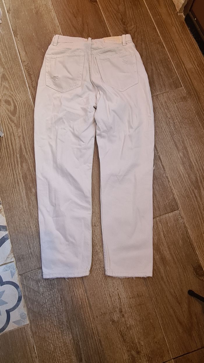 Jean MOM Bershka taille 36 - photo numéro 2