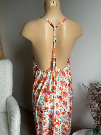 Sublime robe d’été dos nu avec perles