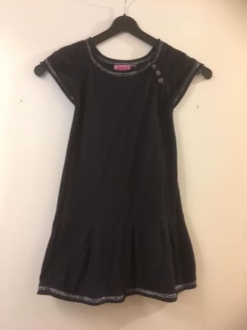 Robe ou Tunique Kiabi 5 ans (3€50)