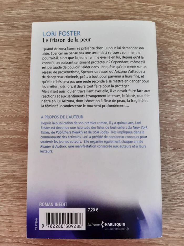 Livre de poche "Le frisson de la peur" de Lori Foster - photo numéro 3