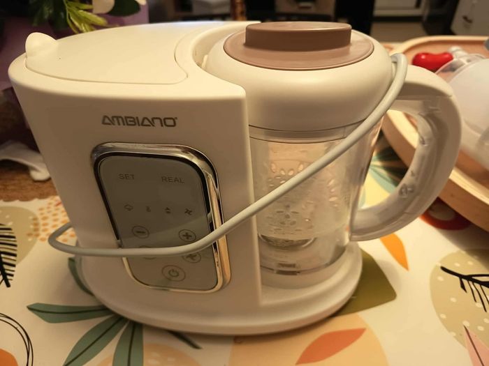 Robot cuisine avec livres - photo numéro 3