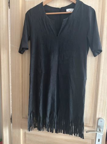 Robe en suédine noire à franges Jeff Gallano