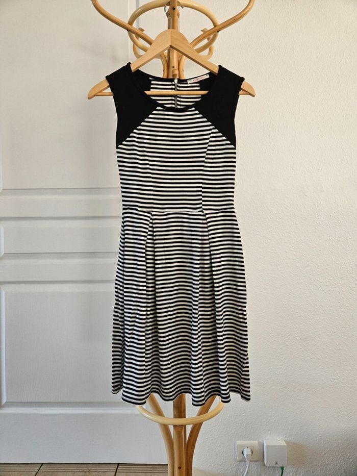 Robe marinière taille 36 Camaieu - photo numéro 2
