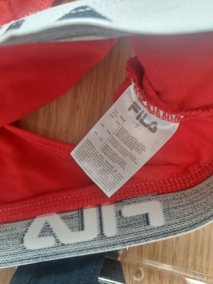 Lot 2 brassières de sport fille ado Fila T.S TBE 👟 - photo numéro 3