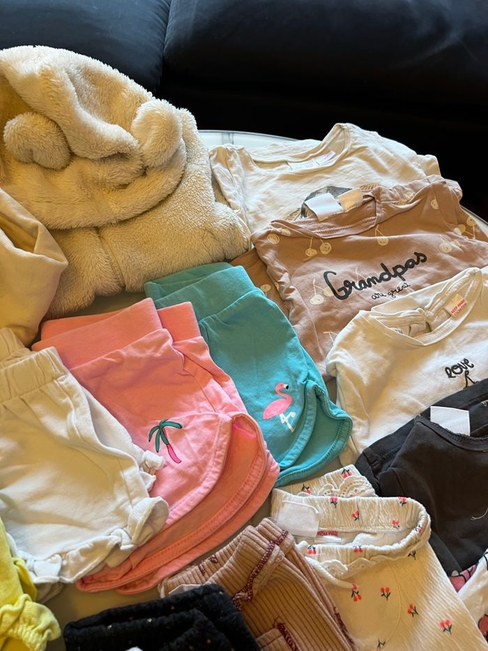 Lot 22 pièces fille taille 86 - photo numéro 6