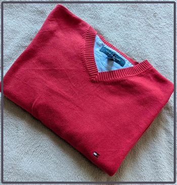 Pull Tommy Hilfiger taille M homme rouge