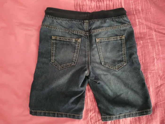 Short en jeans -  8 ans - photo numéro 2