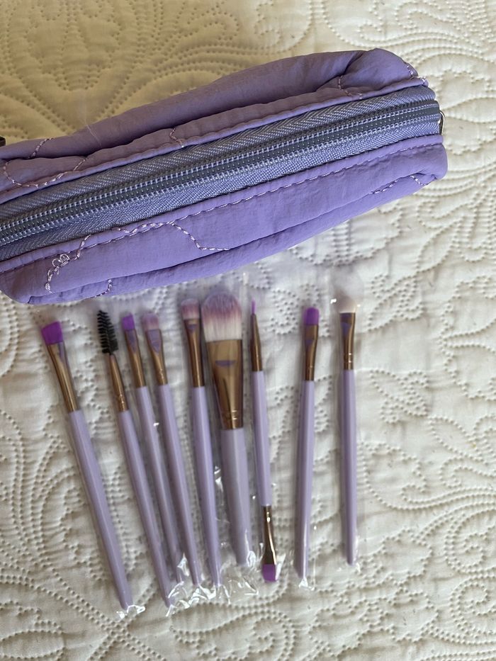 Trousse + pinceaux à maquillage Mauve - photo numéro 2