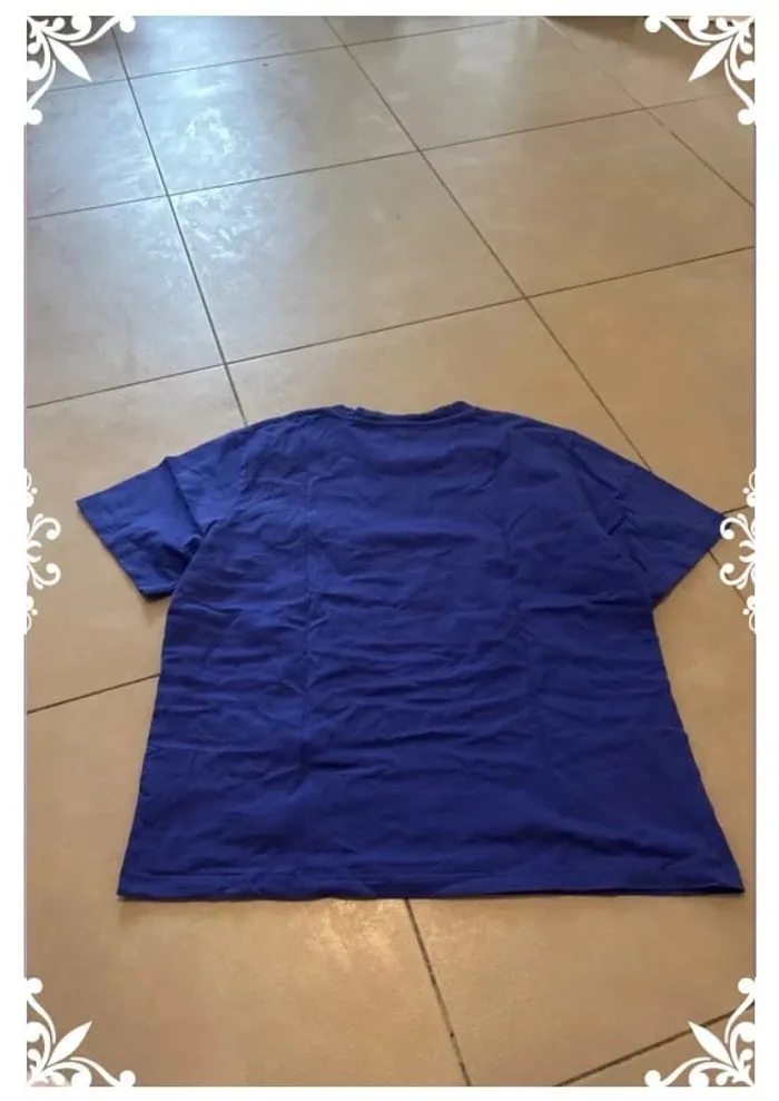 T-shirt violet taille L galleries Lafayette - photo numéro 7