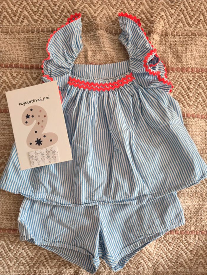 Ensemble jacadi haut et short bleu rayé blanc détail corail 2 ans - photo numéro 2