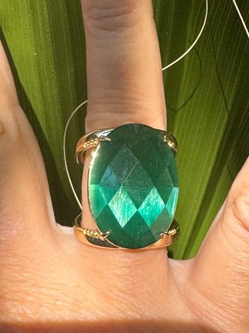 Grosse bague réglable habaha Paris acier inoxydable or jade vert