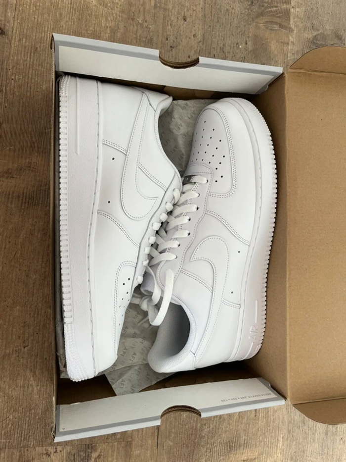 Nike Air Force 1taille 38 - photo numéro 2