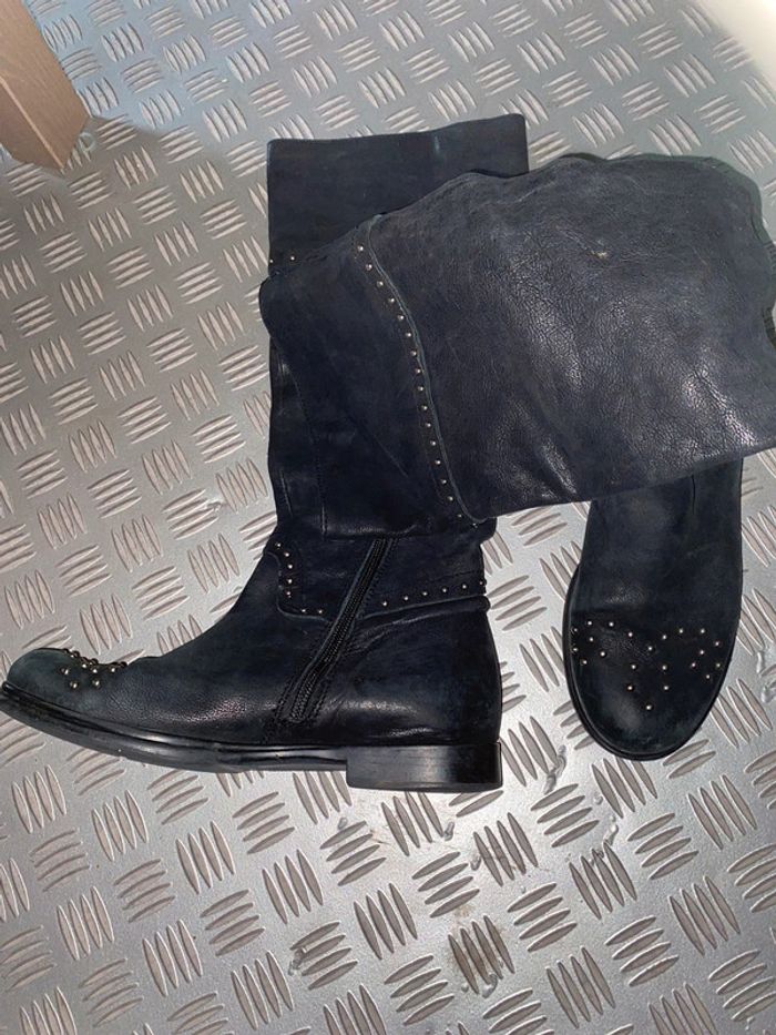Bottes e cuir taille 36,  tres belles