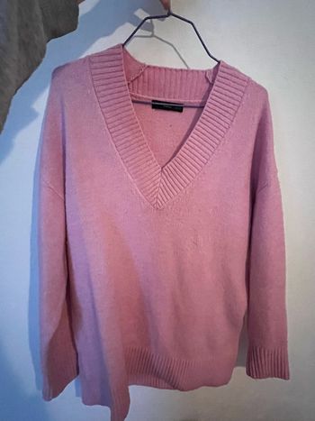 Pull col V laine rose 