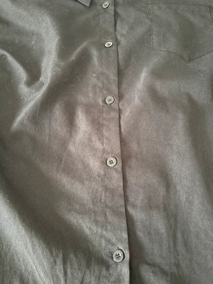 Chemise noir - photo numéro 2