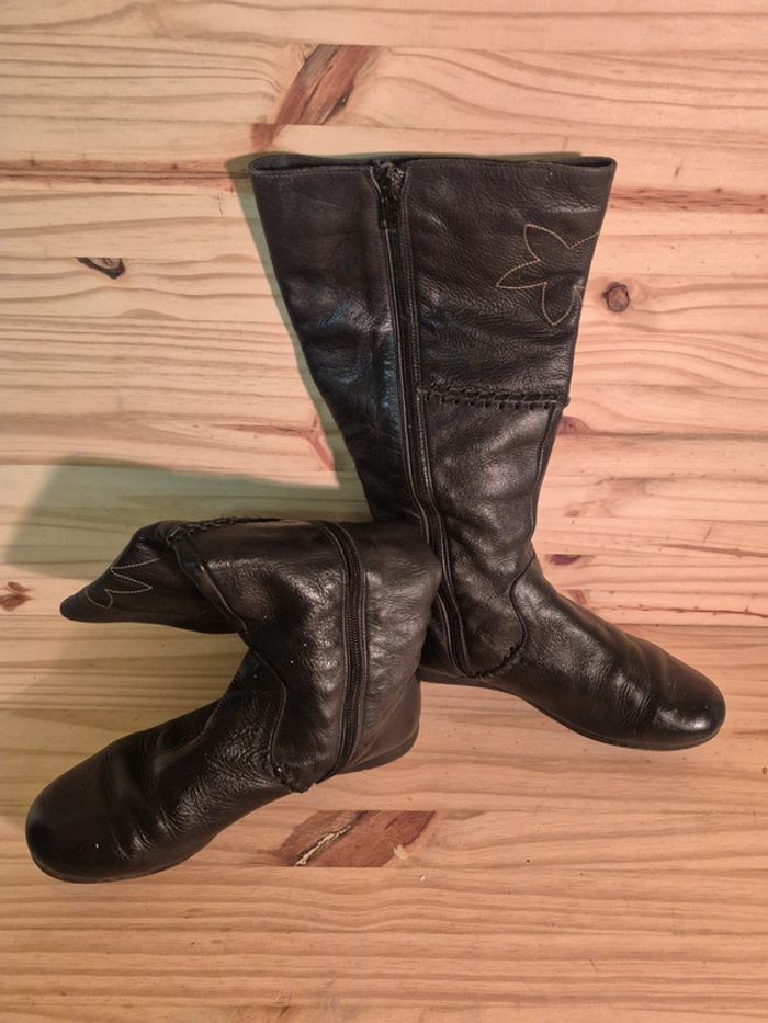 Bottes - photo numéro 3