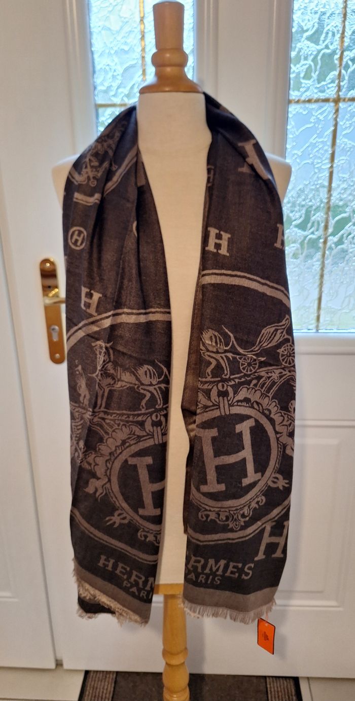 Echarpe inspiration Hermès Marron/Taupe réversible - photo numéro 2