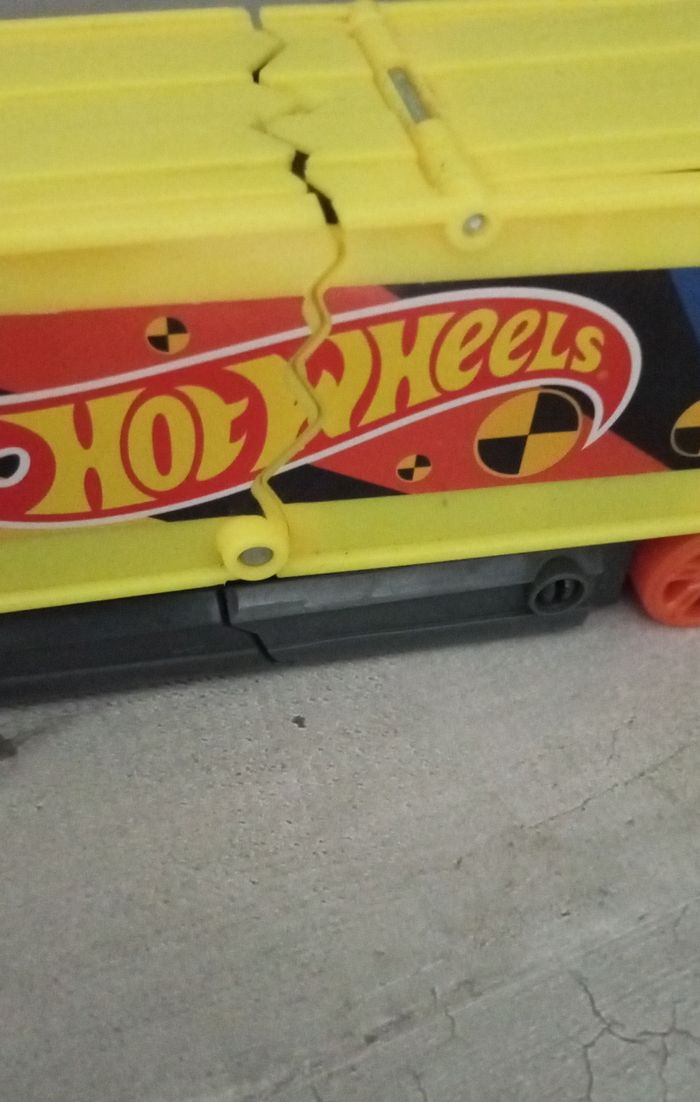 Camion crash test Hot Wheels - photo numéro 2