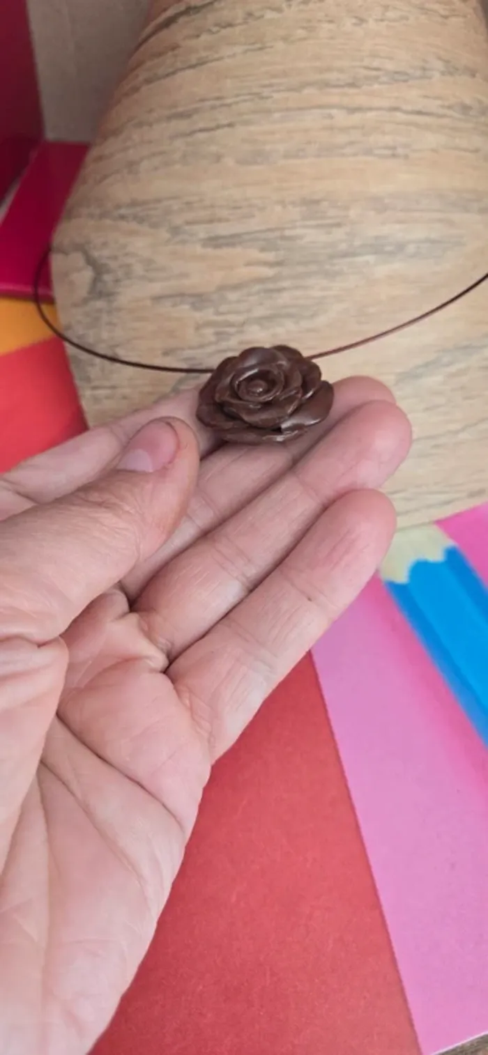 Collier rose marron fimo neuf - photo numéro 6