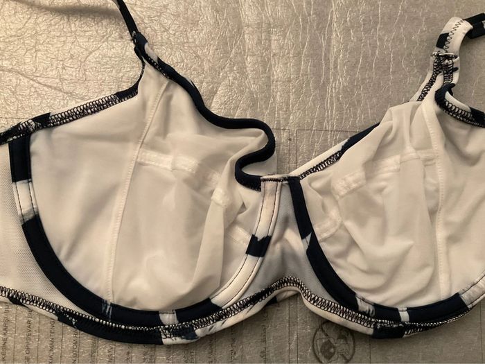 Haut maillot bleu et blanc Fantasie neuf - photo numéro 9