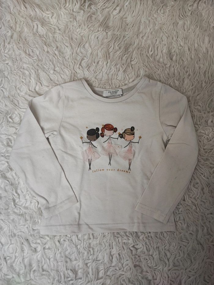 T-shirt manches longues taille 4/5 ans - photo numéro 3