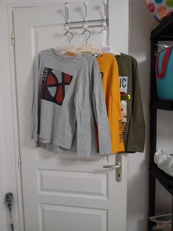 Lot de 4 t-shirts manches longues