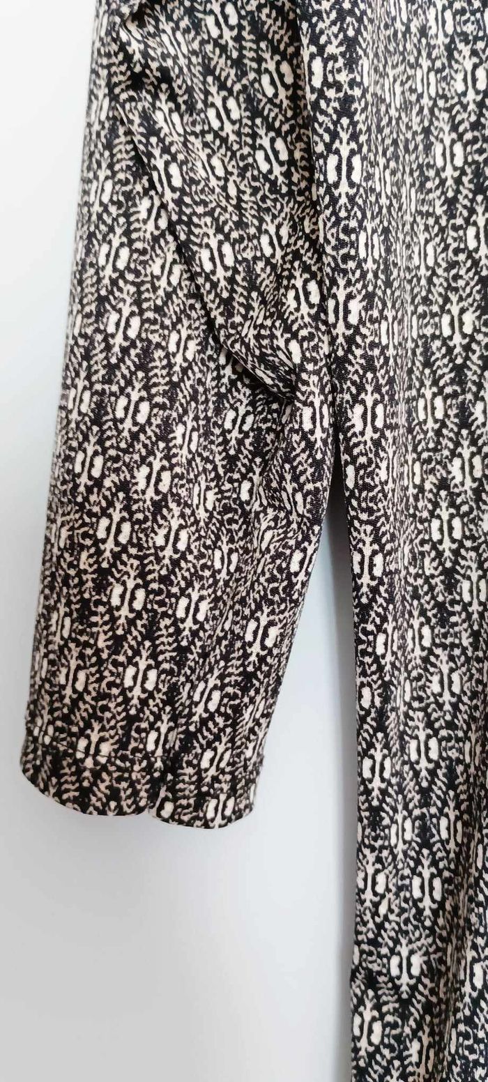 Blouse / Haut manches 3/4 col rond avec perles Armand Thiery Taille 5 - photo numéro 4