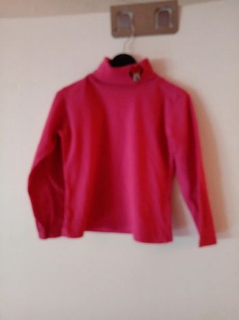 Joli sous pull rose Minnie.  6 ans. Disney. En coton