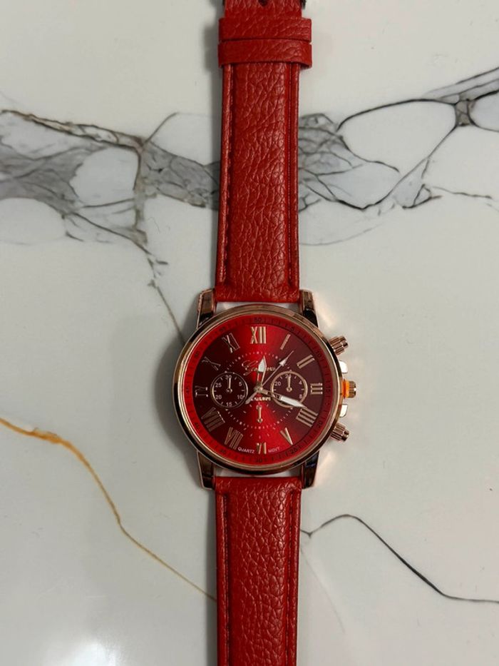 Montre Rouge « Geneva » Mixte Neuve - photo numéro 3