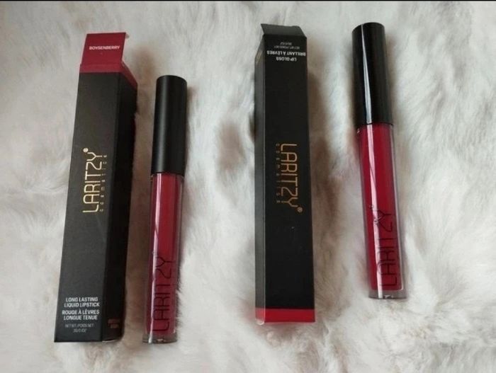 Lots brillants a lèvres