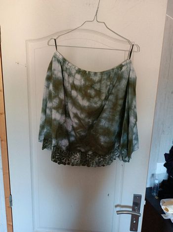 Magnifique haut vert jad taille 1